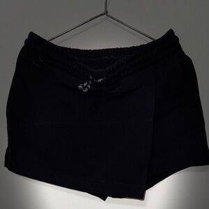 Old Navy StretchTech Water-Repellent Skort